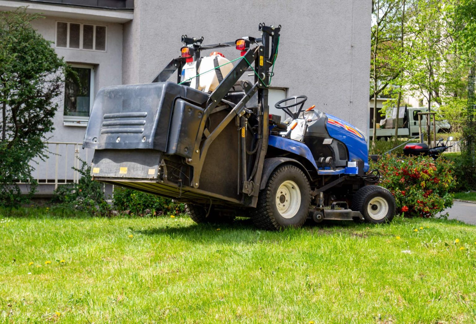 Lawn Tractor Vs Garden Tractor Choosing a riding mower The Mow Dojo